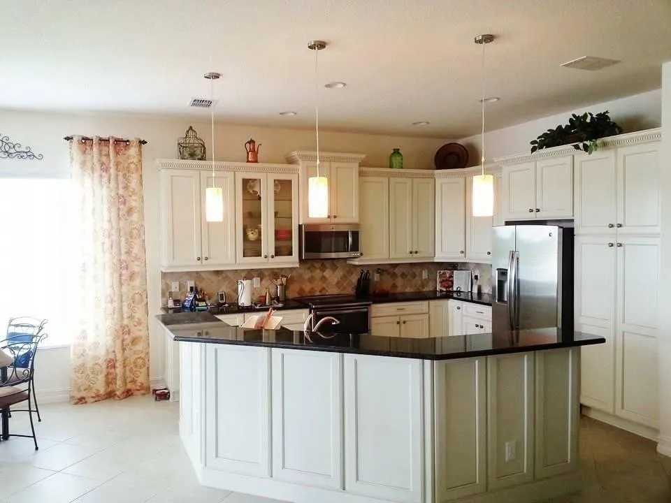 Professional electrical repair service in ,  - Bryan Hindman Electric