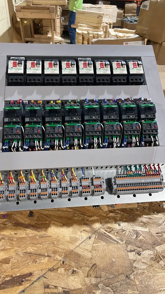 Slide of BRZ Eletrician