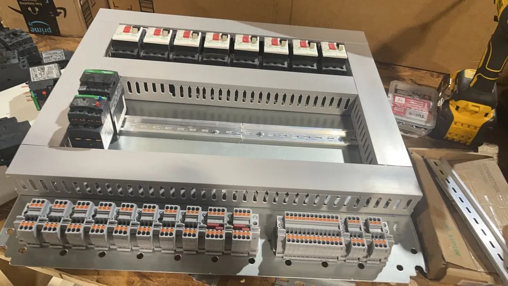 Slide of BRZ Eletrician