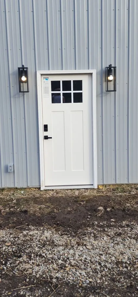 Licensed electrician providing panel upgrade in Kingston, MI - B's Electrical