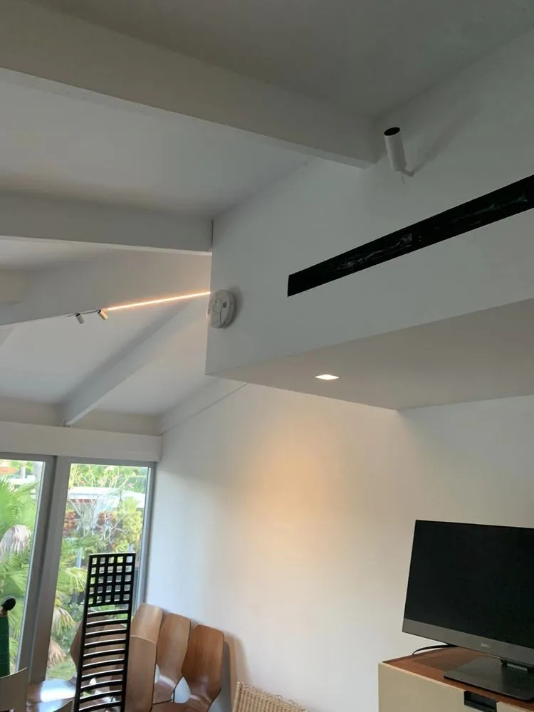 Slide of BShultz Electric