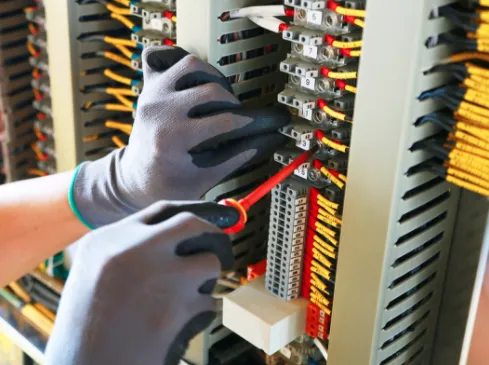 Slide of BT Kelly Electric