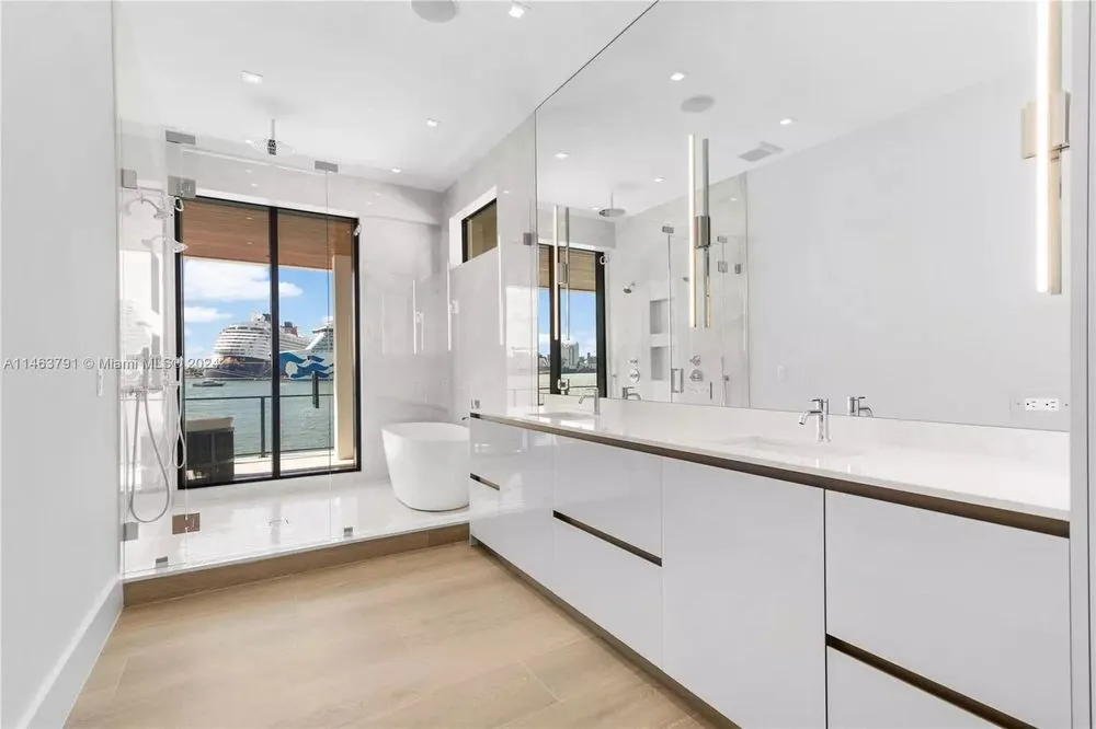 Slide of BTB Electric