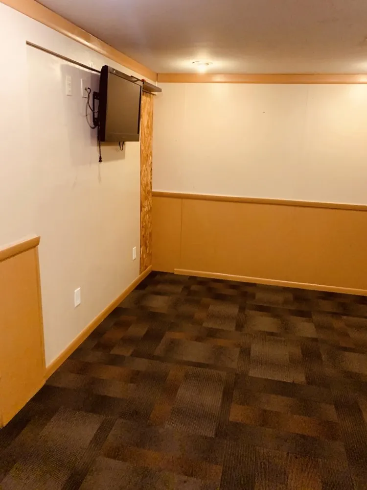 Slide of BTRussellenterprises