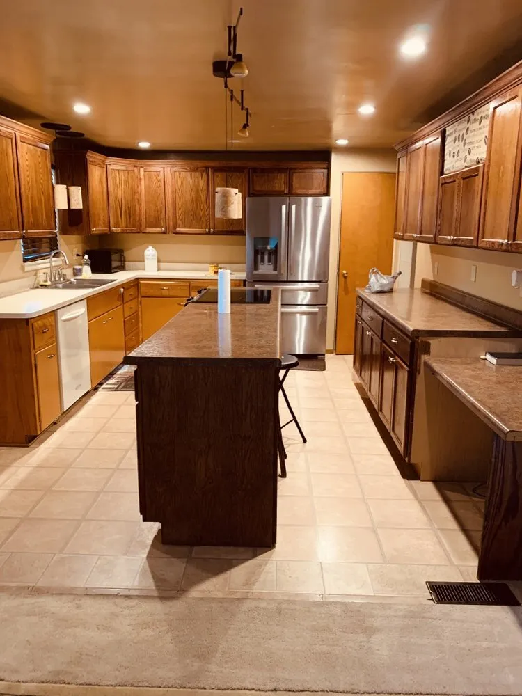 Slide of BTRussellenterprises