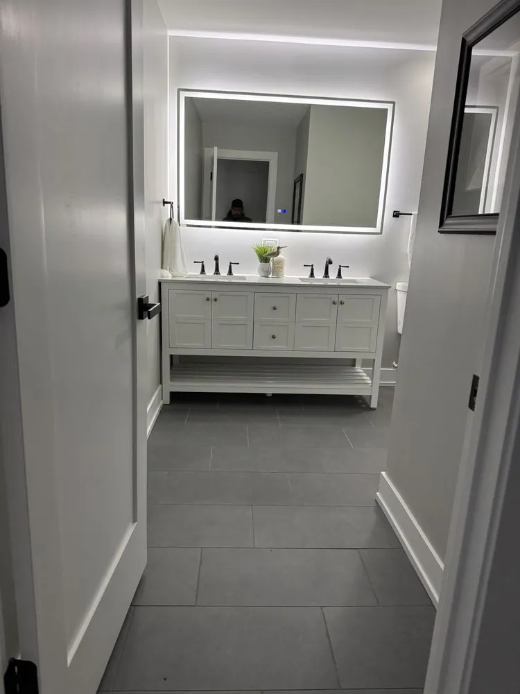 Affordable emergency electrical service in ,  by Bucio Supreme Construction