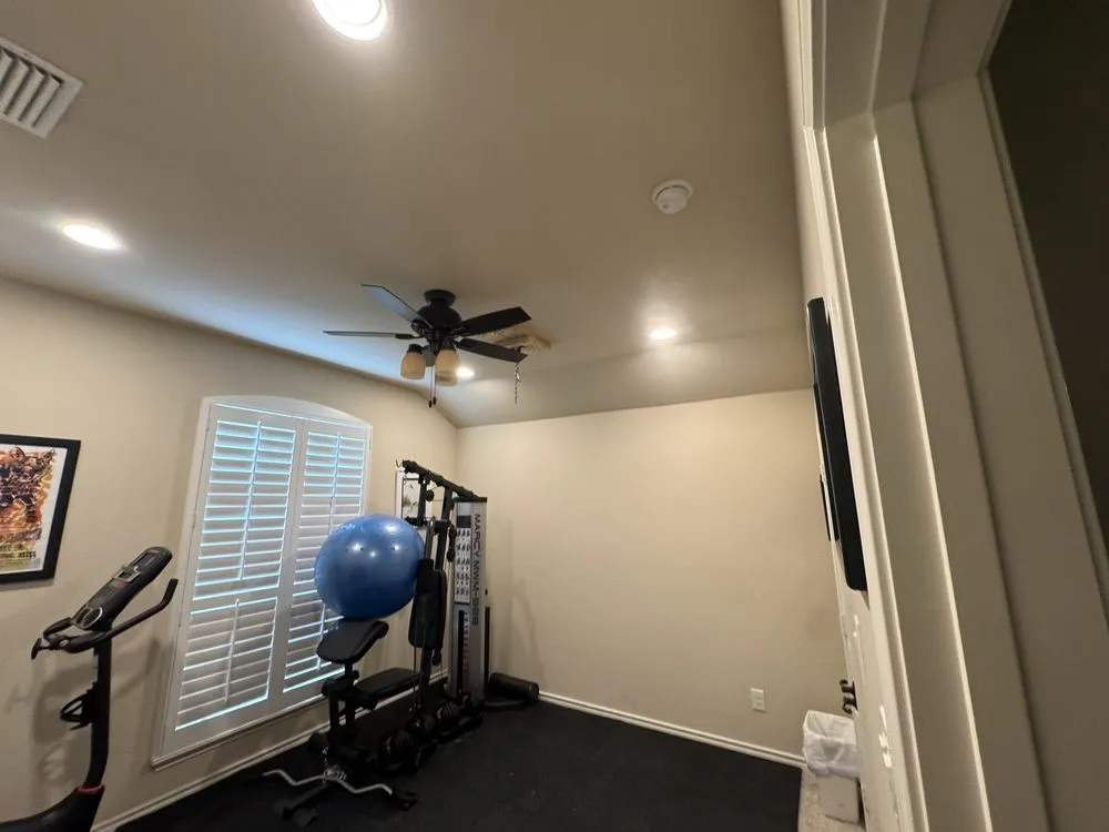 Slide of Buckmasters Electric