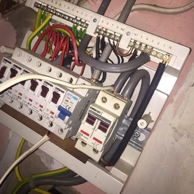 Slide of Bucktown Emergency Electrician