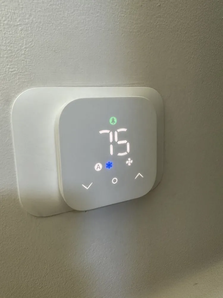 Licensed electrician providing emergency electrical service in Yorktown, VA - Bud's Plumbing Heating Air Conditioning & Electric