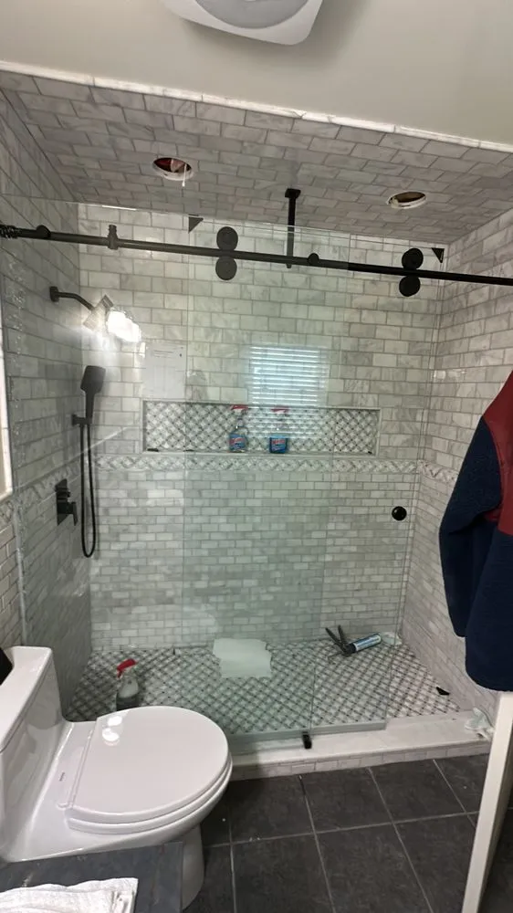 Slide of Builders Elite