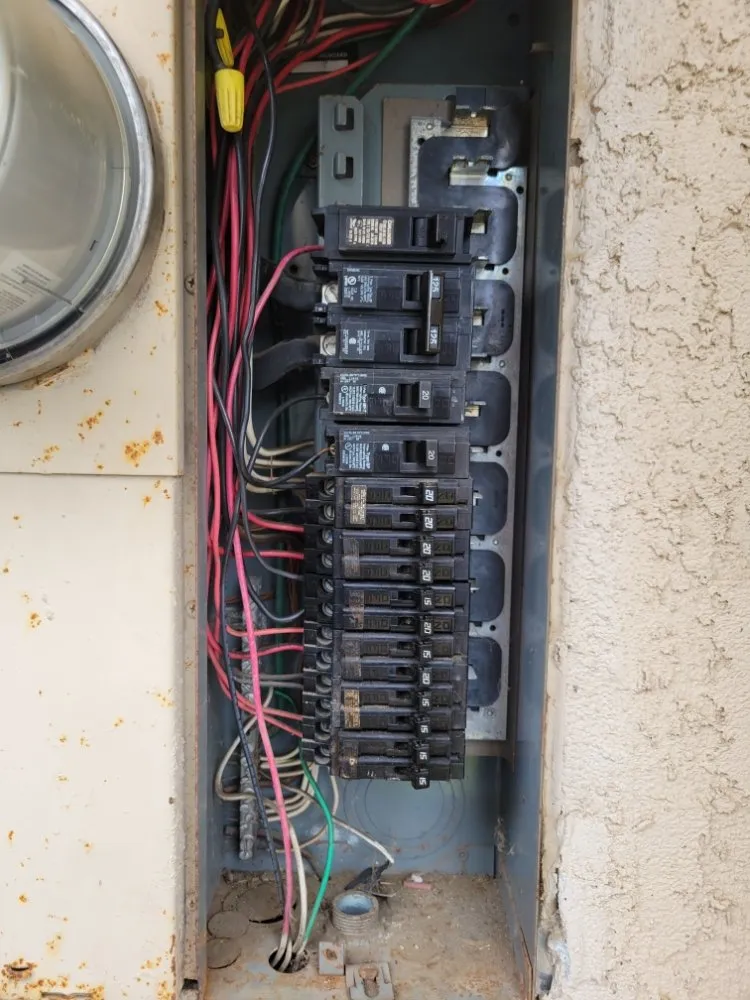 Slide of Bulldog Electric