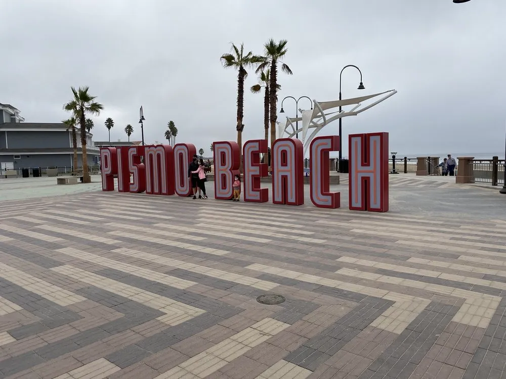 Affordable electrician providing electrical repair in , 