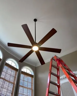 Bulldog Emergency Electrician Logo