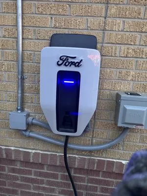 Bulldog Energy Solutions Logo