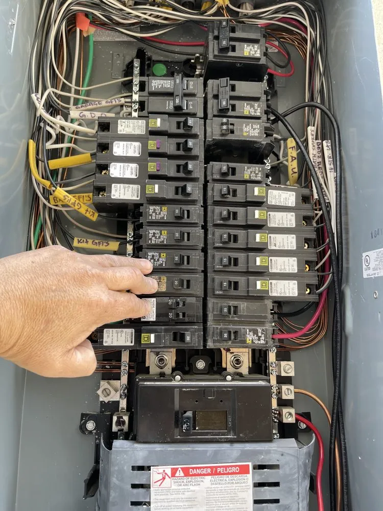 Slide of Bullz Eye Electrical