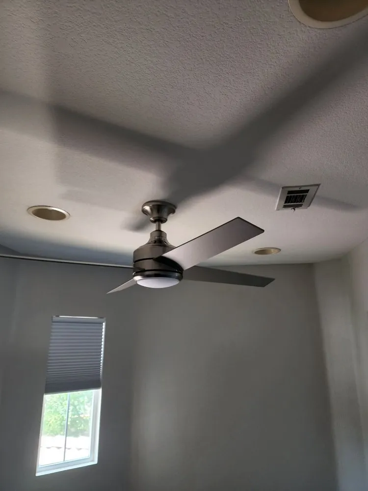 Slide of Bullz Eye Electrical