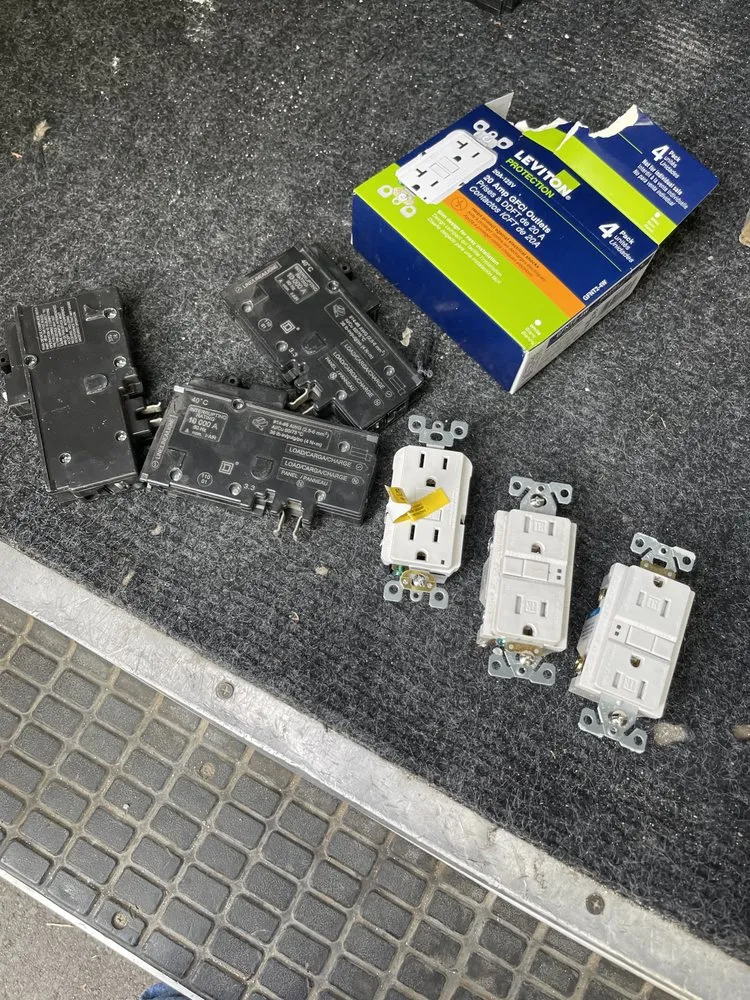 Slide of Bullz Eye Electrical