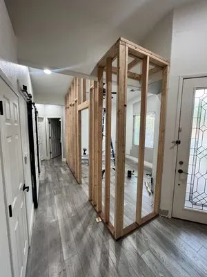 Bumble Bee Construction Logo