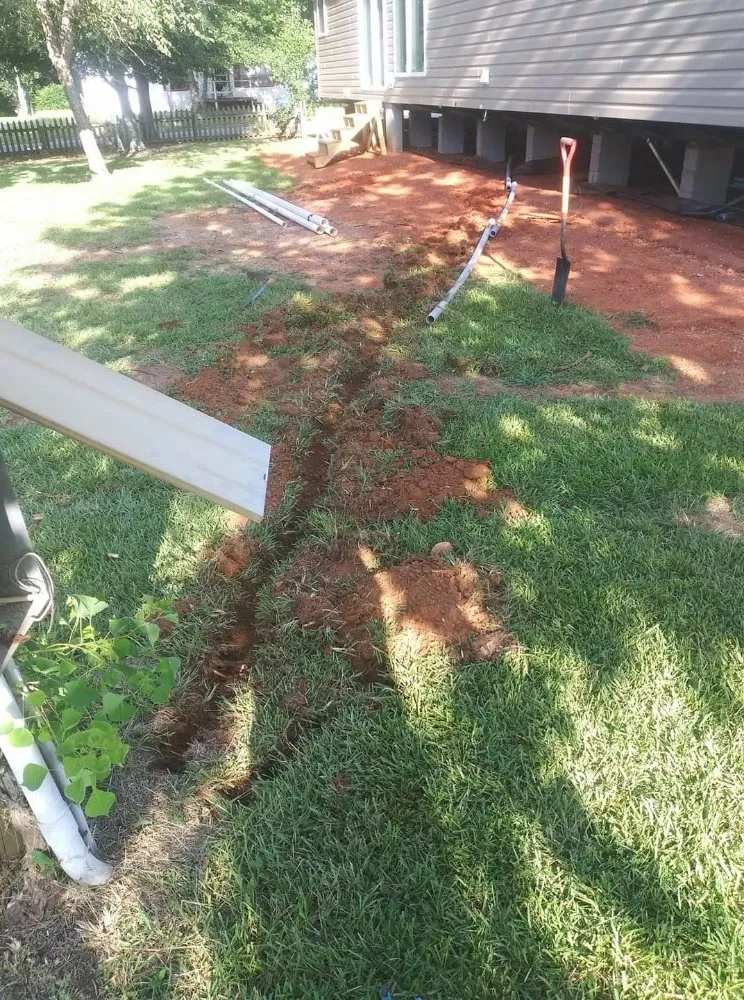 Licensed electrician providing wiring installation in Maplesville, AL - Bunch Contractors