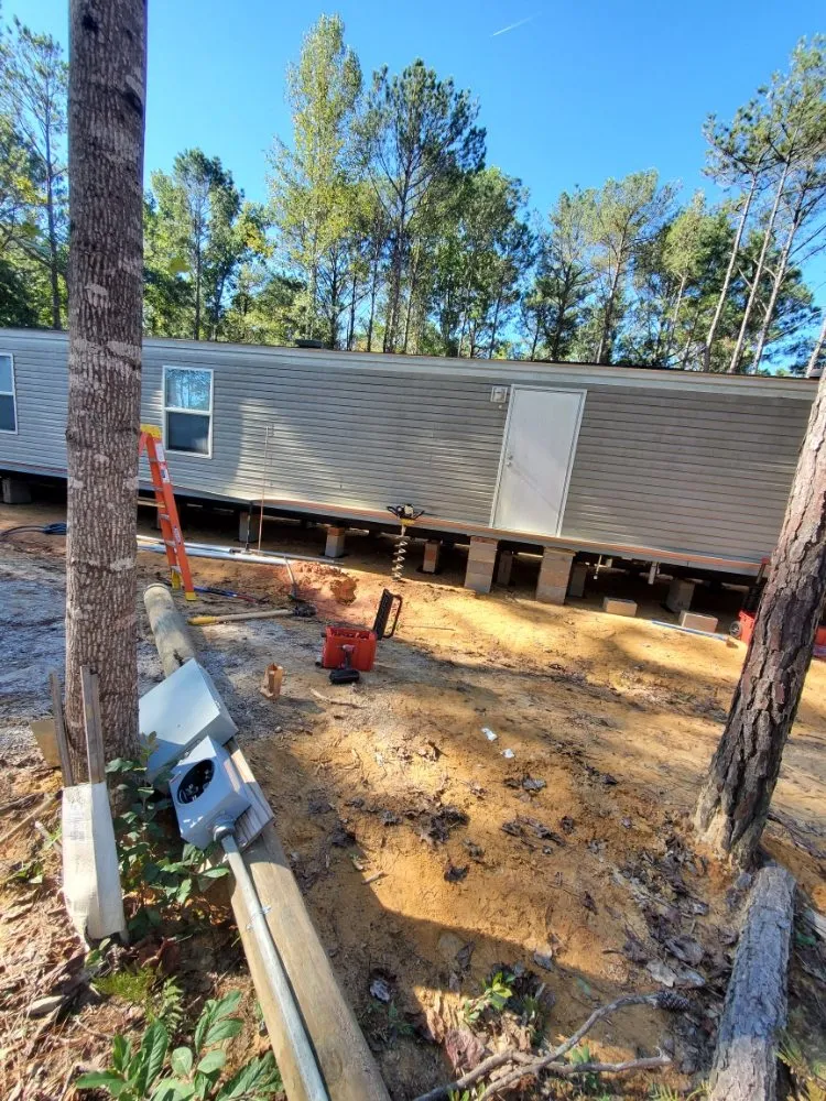 Affordable outlet and switch repair in Maplesville, AL by Bunch Contractors