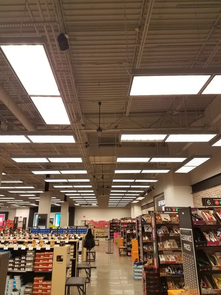 Affordable circuit breaker repair service in ,  - Burbank Electrical Contractor