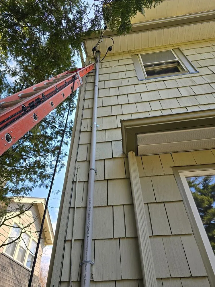 Slide of Burkina Electric