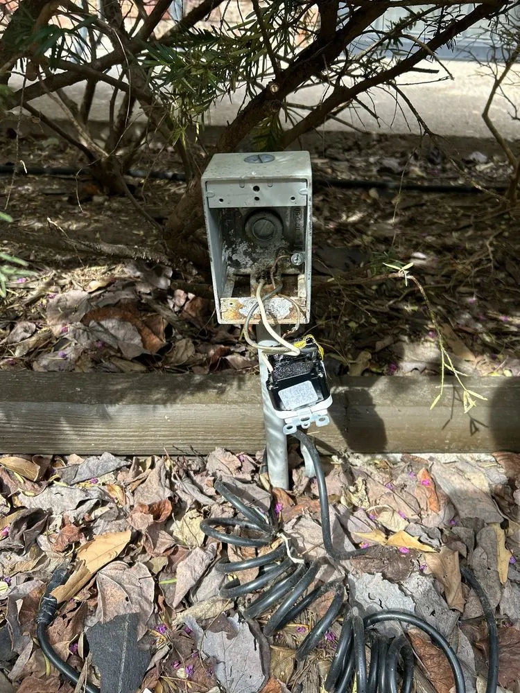 Slide of Busy Banks Electric