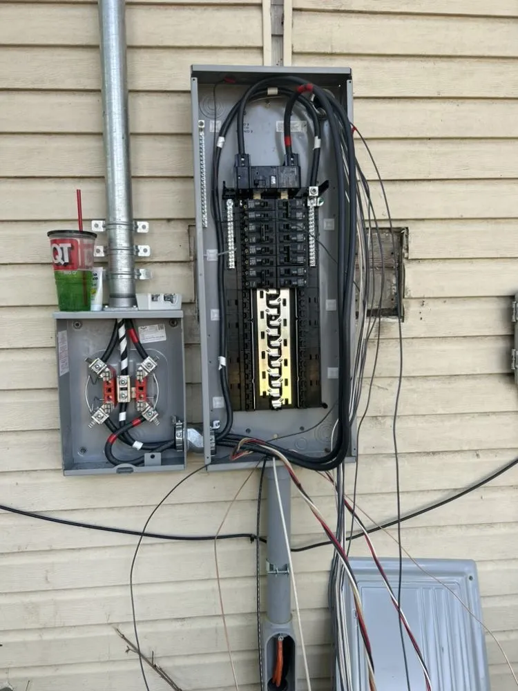 Slide of Busy Banks Electric