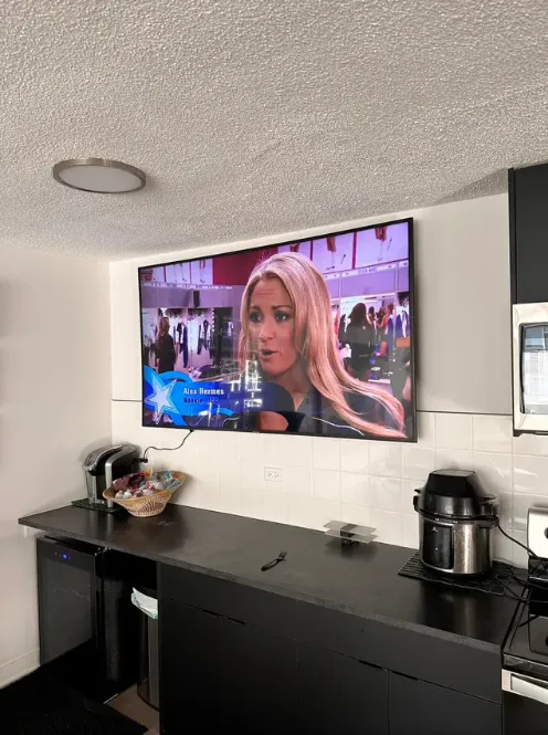 Slide of Busy Beaver Handyman Service