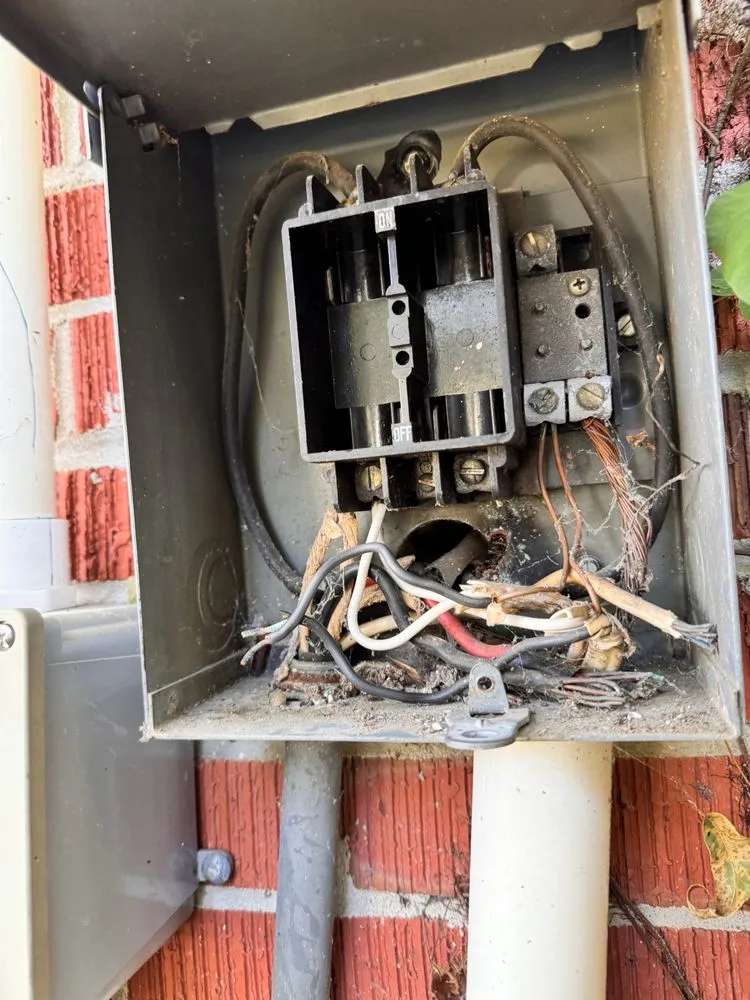 Slide of B&W Repairs