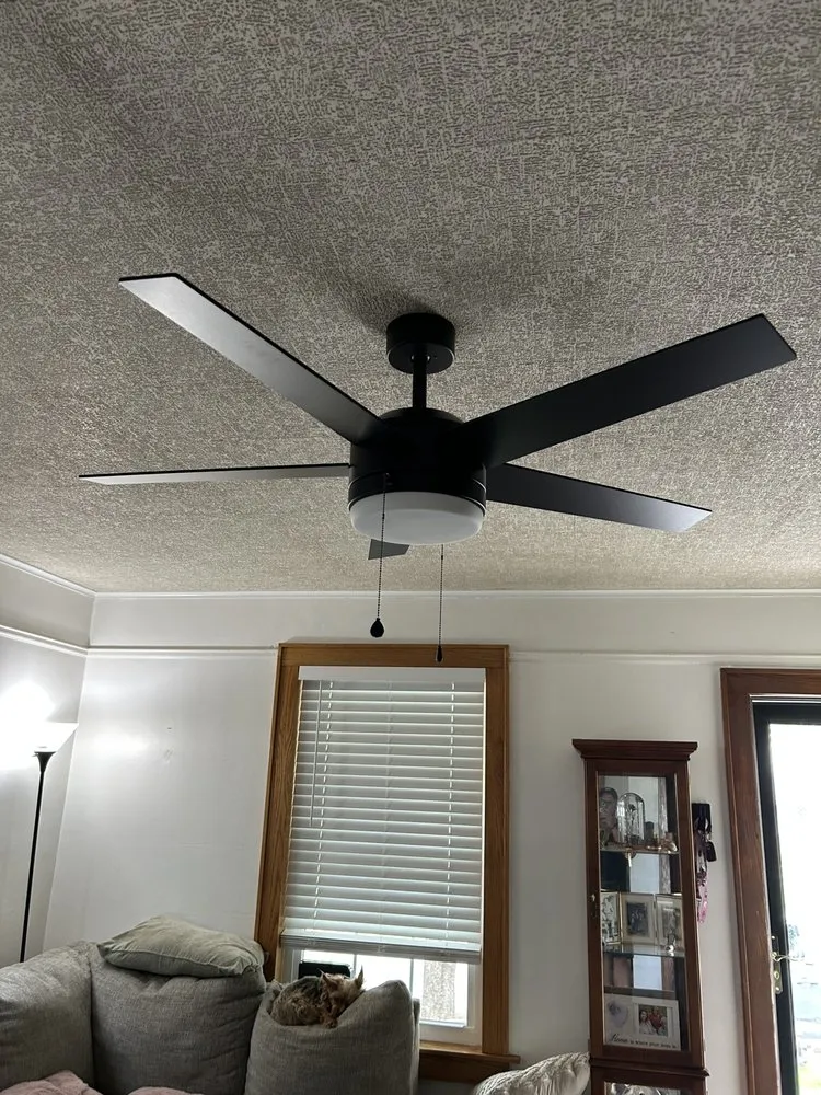 Slide of C & E Electrical