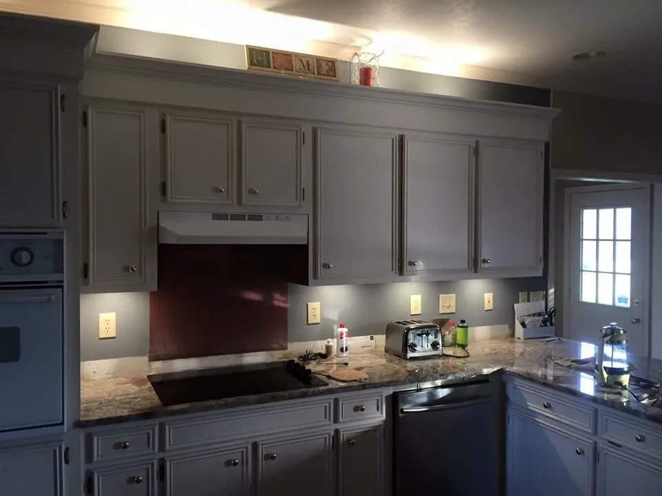 Licensed outlet and switch repair in Louin, MS by C & H Electric