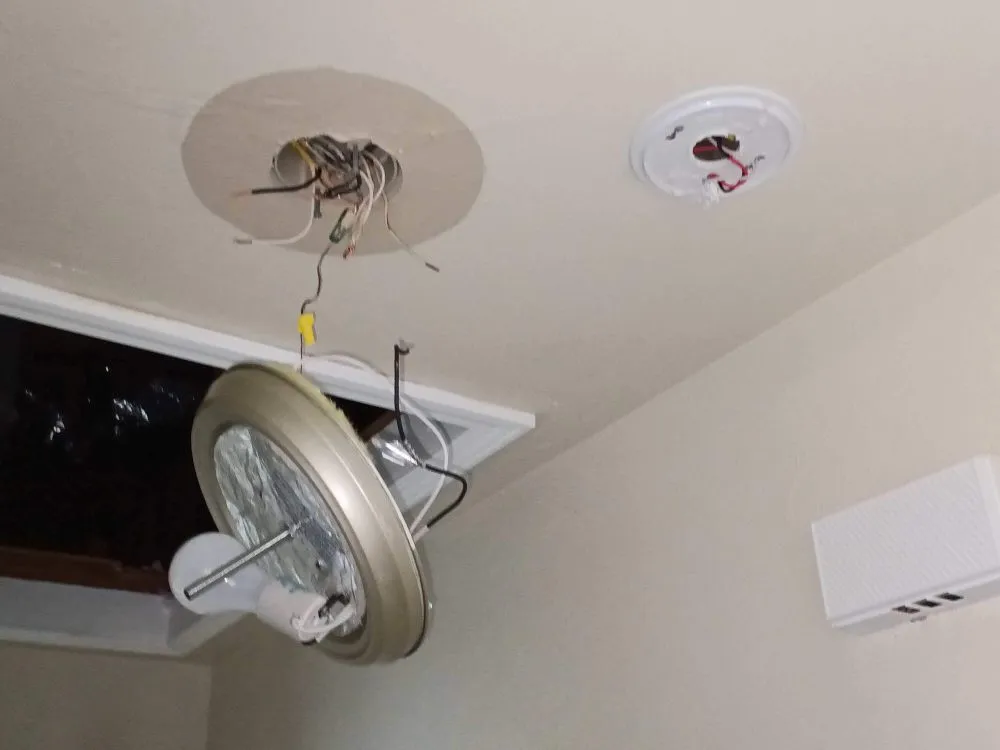 Slide of C & M Contracting