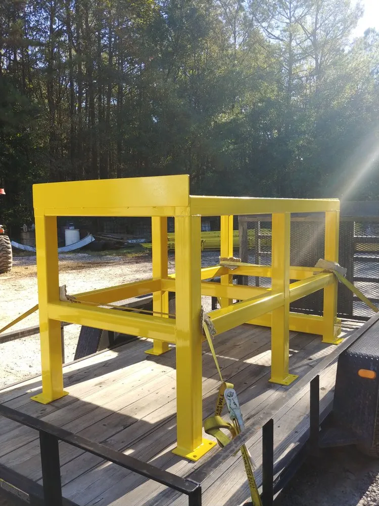 Professional electrician providing wiring installation in , 