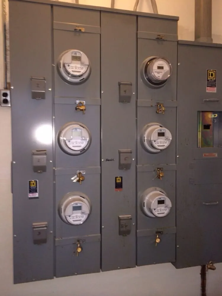 Slide of C & R Electrical