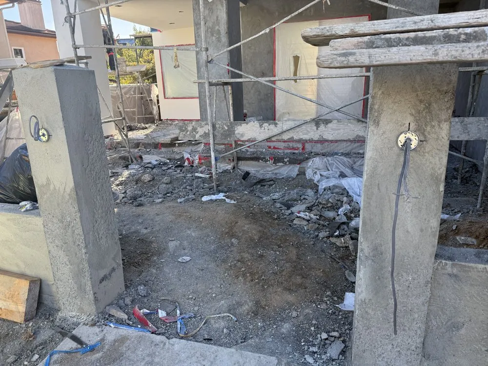 Slide of C A Electric