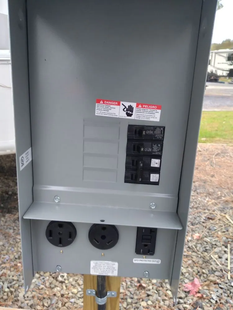 Professional electrician providing wiring installation in ,