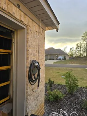 C Hudson Electric Logo