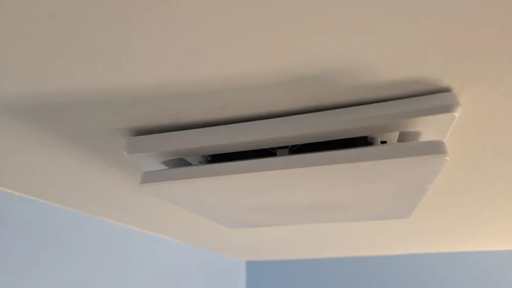 Slide of C I S Pro Renovations