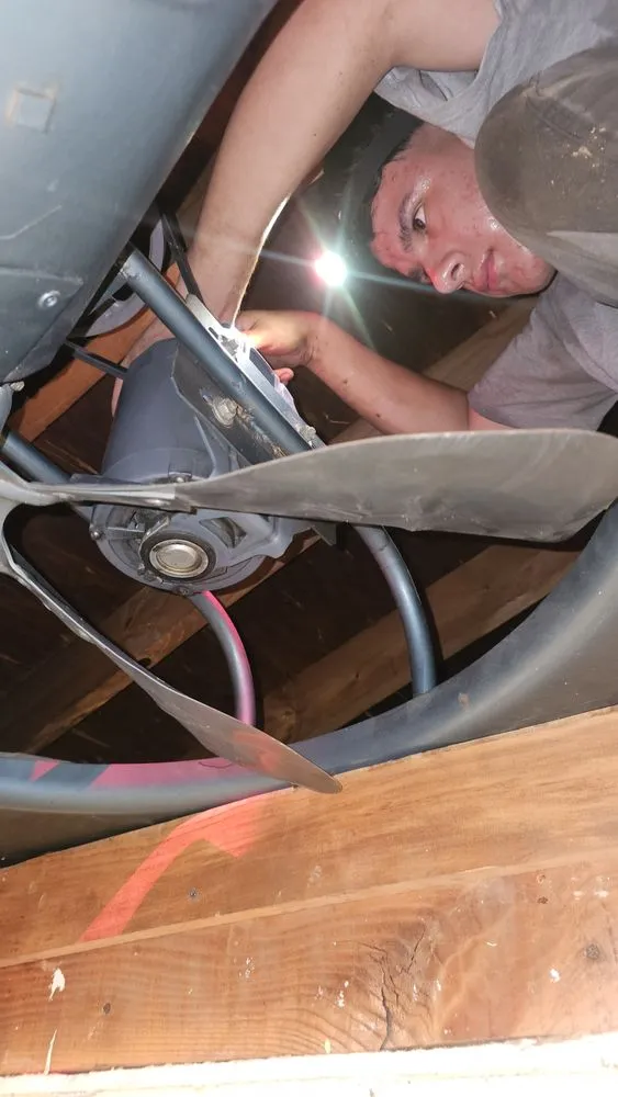 Slide of C I S Pro Renovations