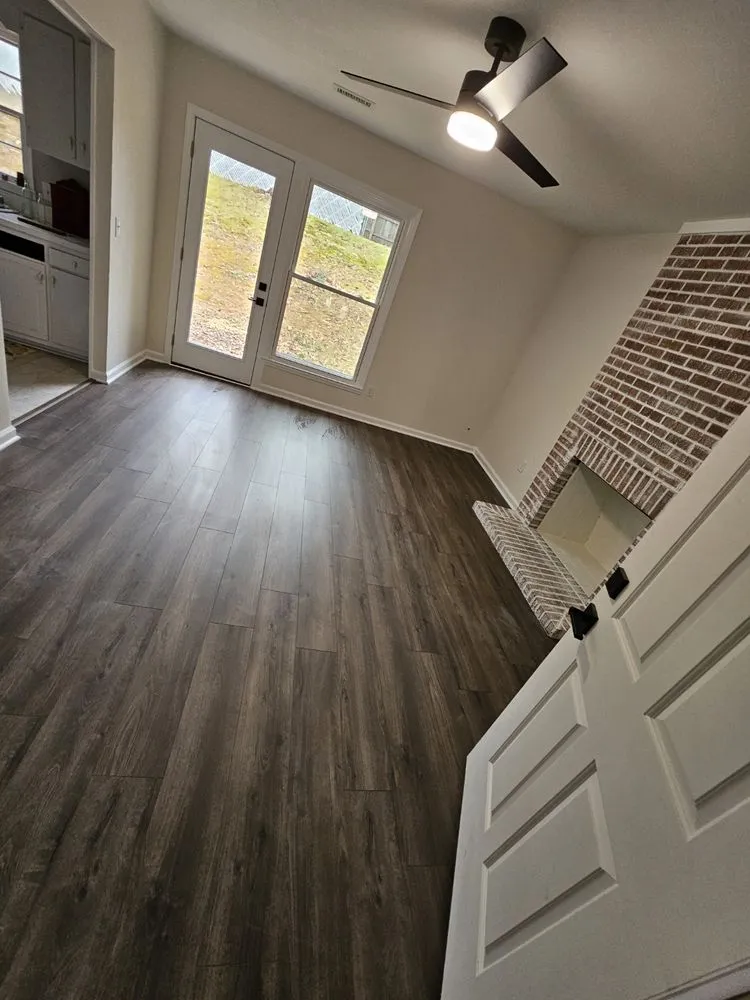 Slide of C I S Pro Renovations