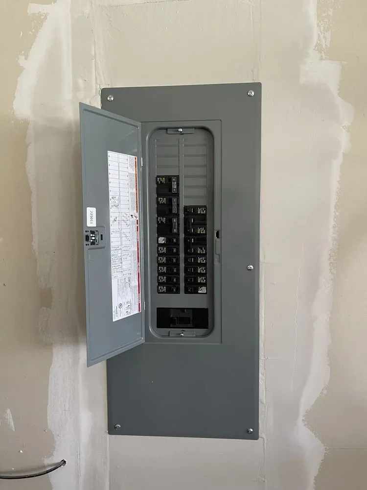 Emergency emergency electrical service in Centreville, VA by C My Handyman