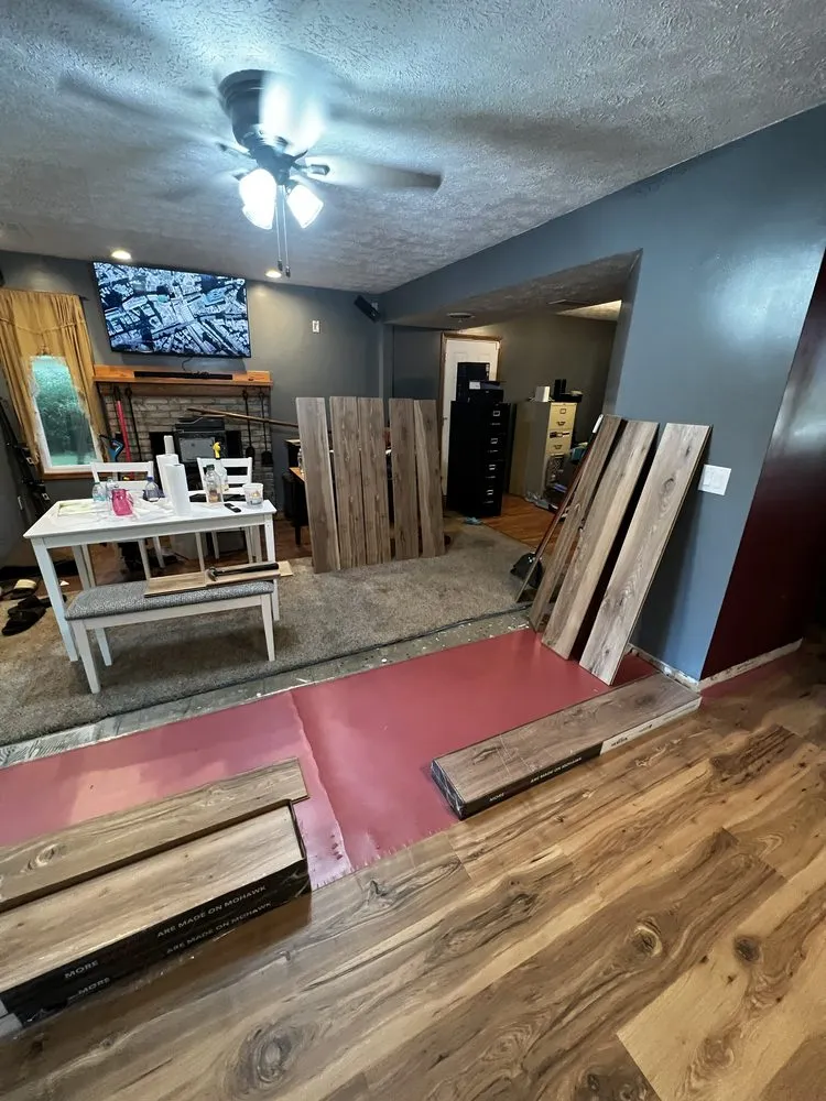 Slide of C Smitty Construction