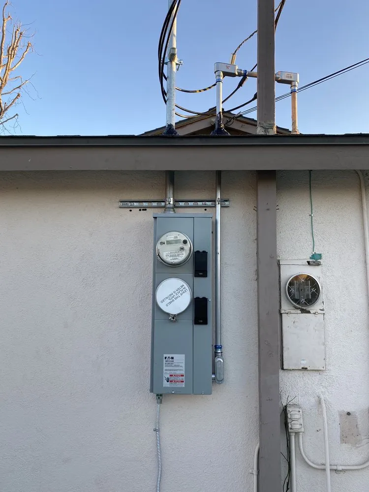 Slide of Ca Electrical Group 24/7