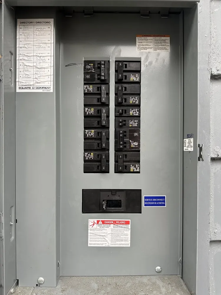 Affordable electrician providing wiring installation in , 