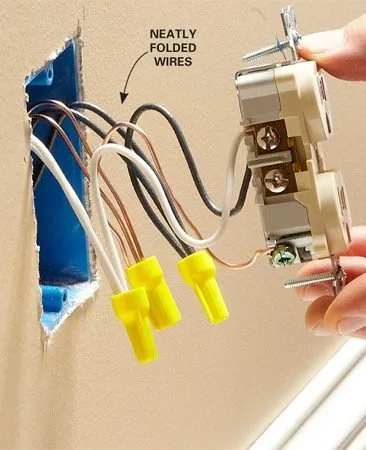 Slide of Cadycef Electric