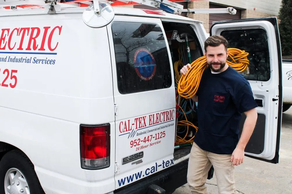 Reliable electrician providing circuit breaker repair in ,