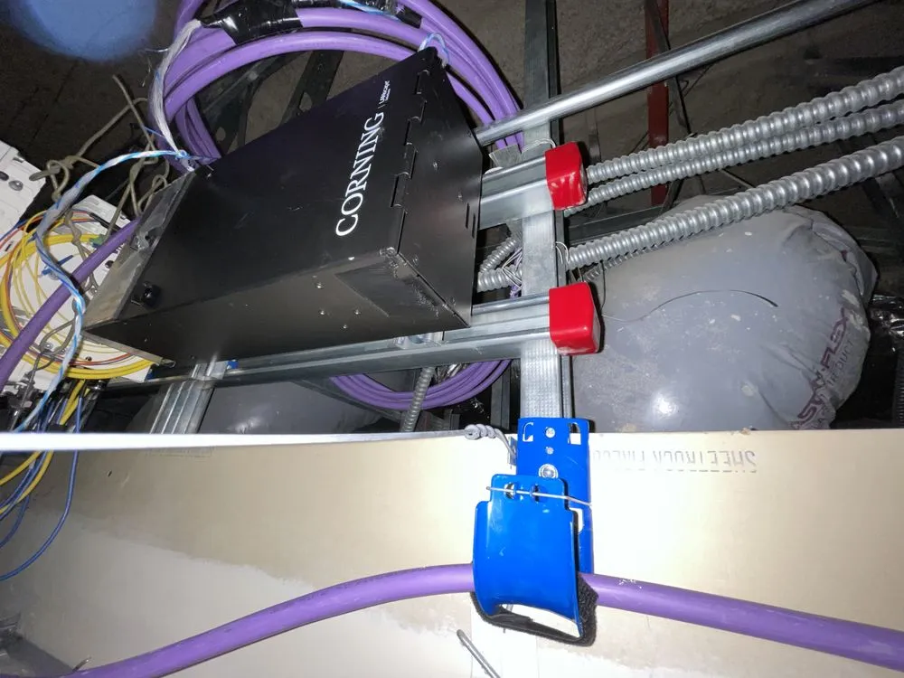 Slide of Calderon Technologies