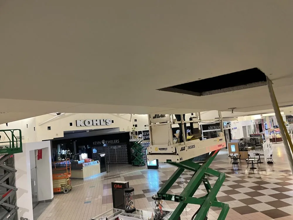 Affordable circuit breaker repair in , by Calderon Technologies