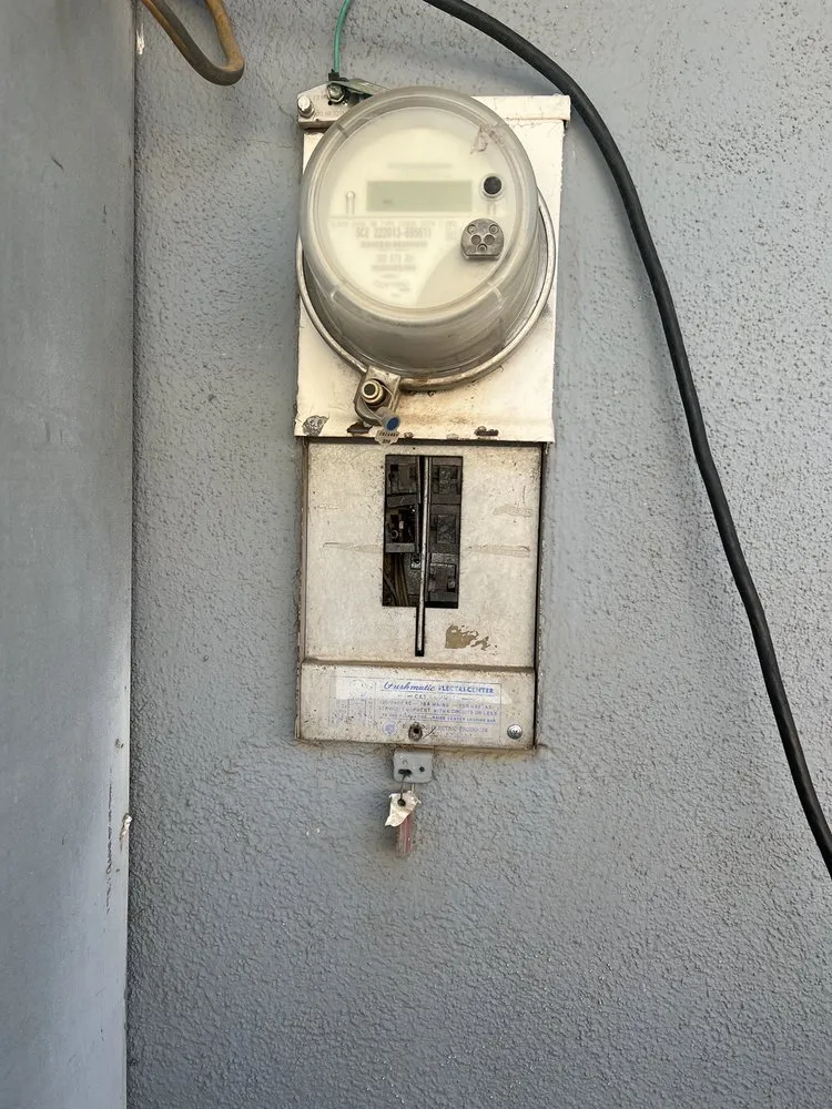 Slide of Calgreen Electric & Plumbing